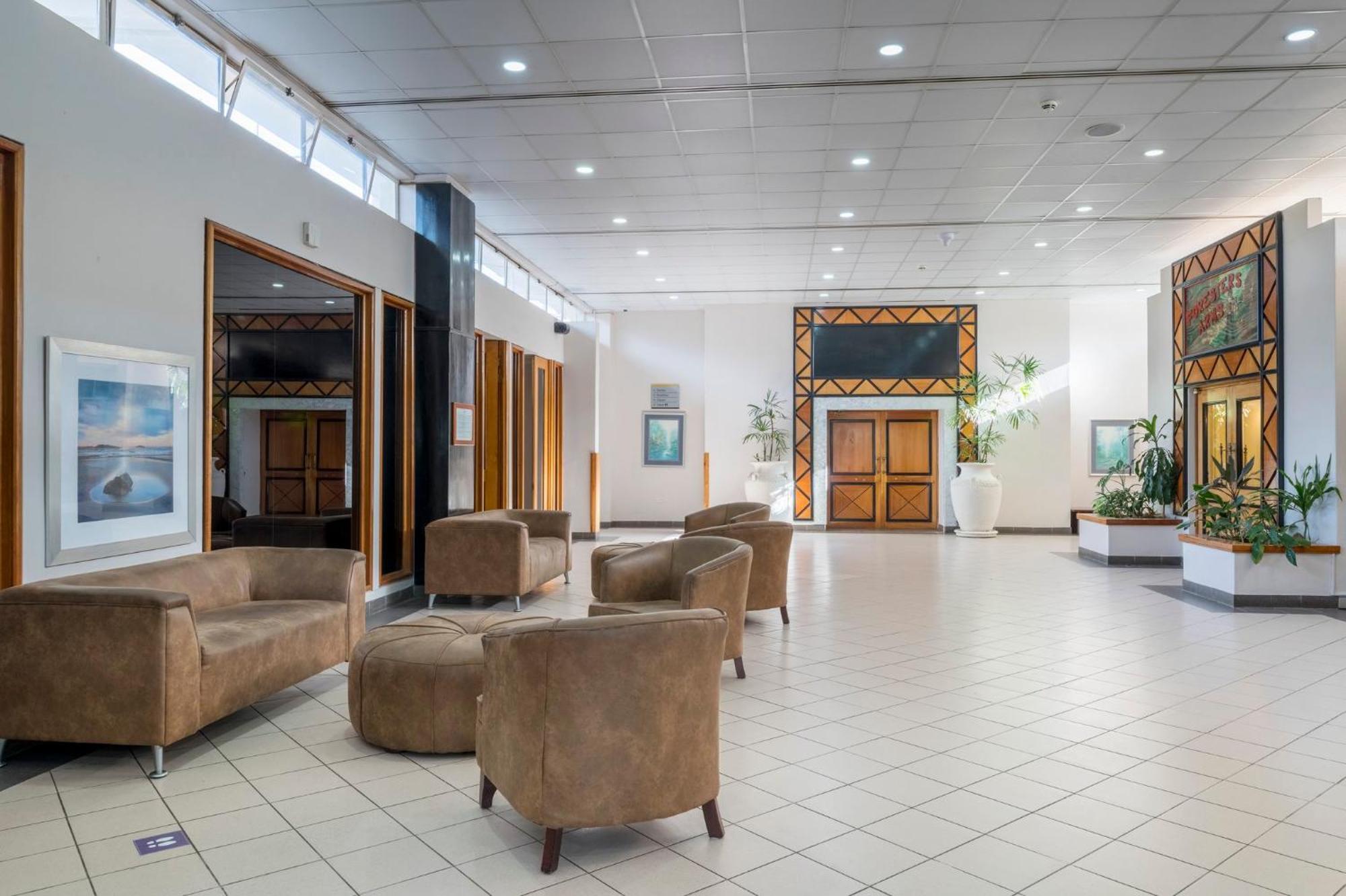 Holiday Inn - Mutare By Ihg Exteriér fotografie
