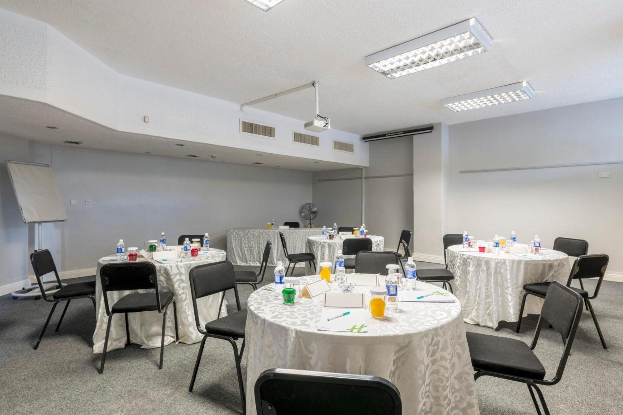 Holiday Inn - Mutare By Ihg Exteriér fotografie